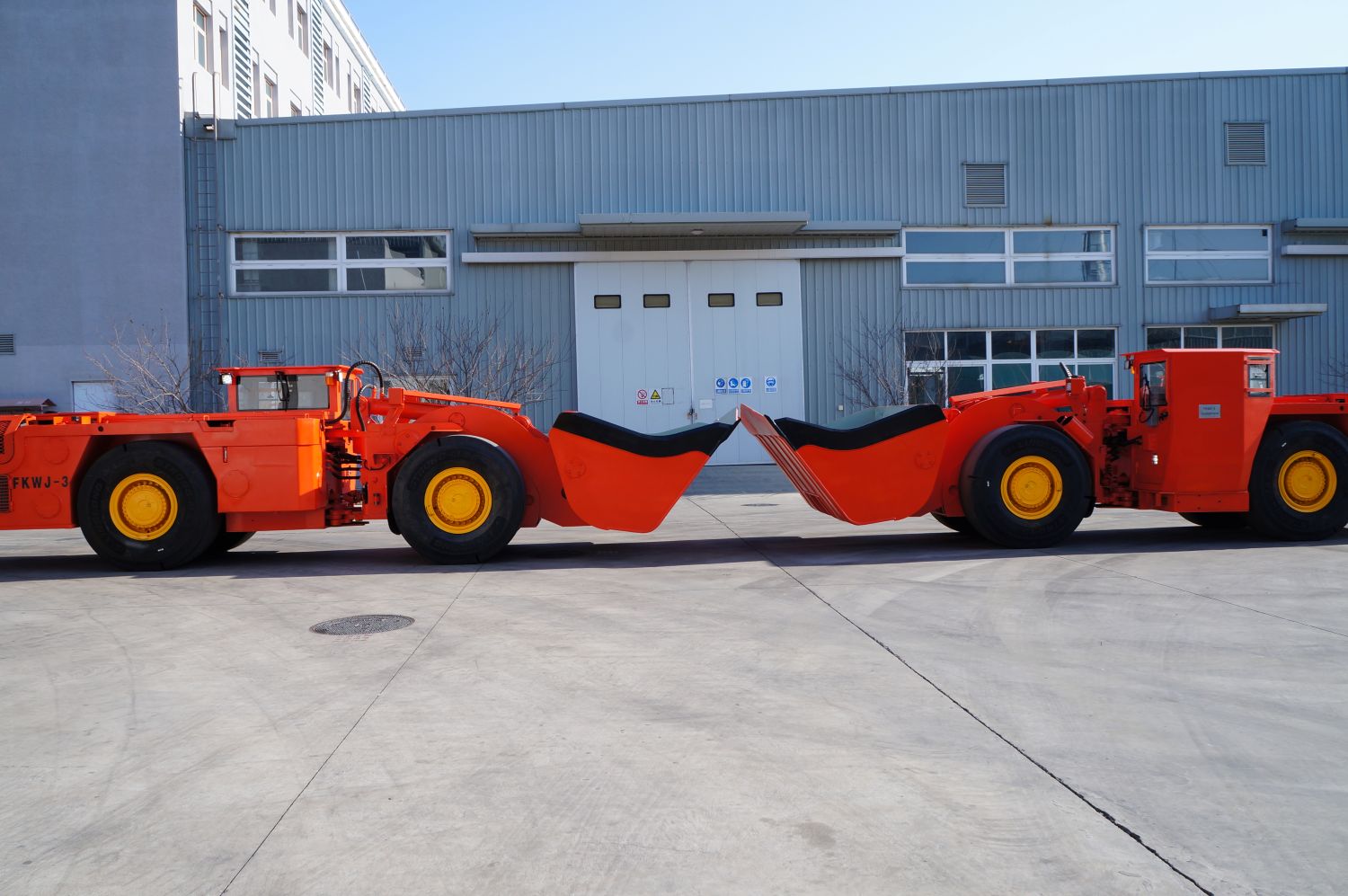 Lanzamiento del Scooptram FKWJ-3, componentes importados de gama alta optimizan la eficiencia minera